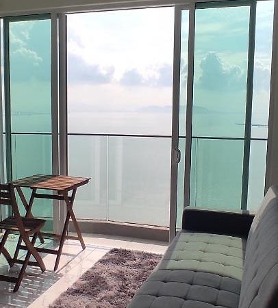 Infinite Seaview With Penang Bridge Suite With Sunrise Up To 11 Person Bayan Lepas Eksteriør billede