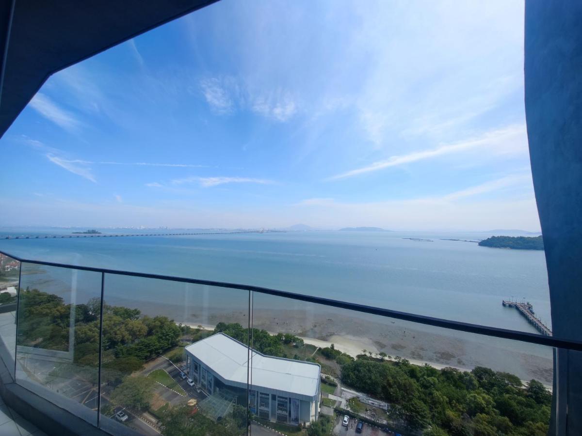 Infinite Seaview With Penang Bridge Suite With Sunrise Up To 11 Person Bayan Lepas Eksteriør billede