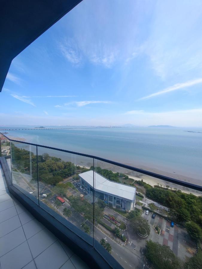 Infinite Seaview With Penang Bridge Suite With Sunrise Up To 11 Person Bayan Lepas Eksteriør billede